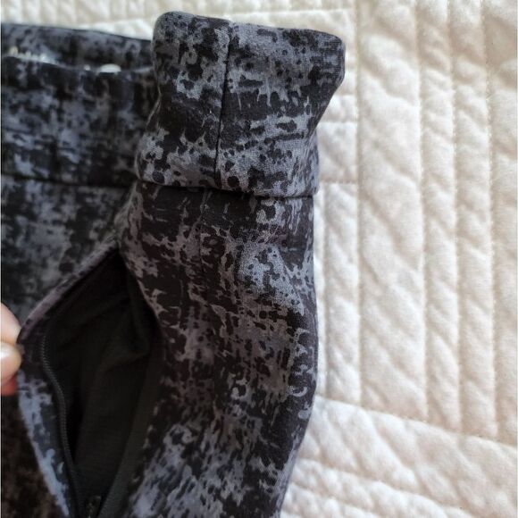 Betabrand medium petite pants - Picture 11 of 11